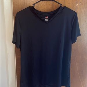 Plain black t shirt